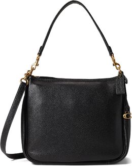 Сумка Cary на ремне из мягкой галечной кожи Coach, черный 9811042 | black