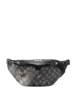 Louis Vuitton Discovery PM belt bag 24518651