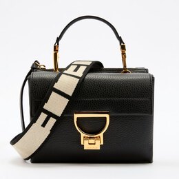 Дорожные и спортивные сумки Coccinelle 4302572