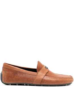 Moschino logo-plaque detail loafers 25563200