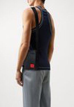 Сумка через плечо ETHON UNISEX Hugo, черный hu754h03l-q11 | fekete