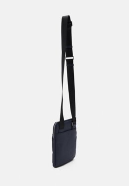 Сумка через плечо Milano Crossbody Flat Guess, синяя gu152h0l0-k11 | blue