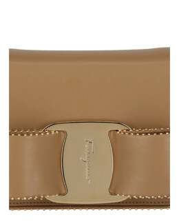 Мини-сумка через плечо Vara Bow с бантом Salvatore Ferragamo, цвет Camel 7329897578556 | camel