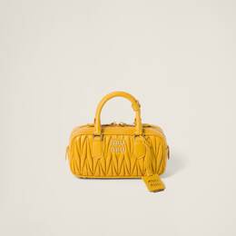 Сумка Arcadie из стеганой кожи наппа Miu Miu, желтый 5bb142_n88_f065y_v_oon | jaune ensoleillé