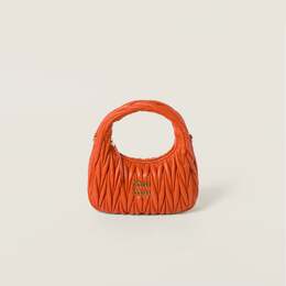 Сумка-Хобо Wander из стеганой кожи наппа Miu Miu, оранжевый 5bc125_n88_f0049_v_ooy | orange
