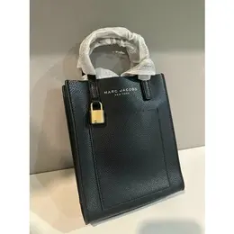 Сумка тоут Marc Jacobs, черный 103584230323