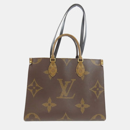 Louis Vuitton Giant Monogram Canvas OnTheGo MM Tote Bag 1082524