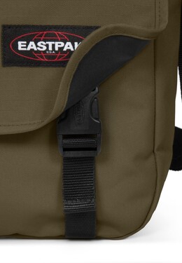 Сумка через плечо DELEGATE CORE COLORS Eastpak, зеленый ea254h0om-m11 | army olive