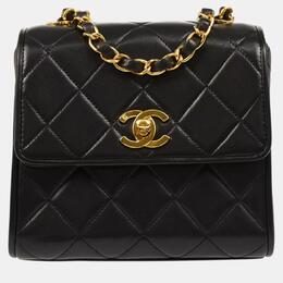 Chanel Black Lambskin Flap Shoulder Bag 1127554