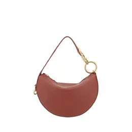 Burberry Knight Arc Shoulder Bag bu8103094c1752bb