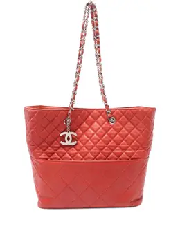 Chanel 2010-2011 Matelassé Chain tote bag 29846866