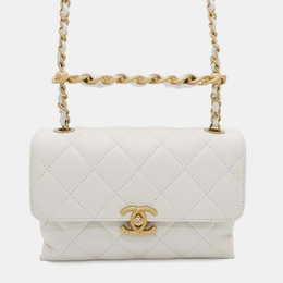 Chanel Matelasse Chain White Lambskin shoulder Bag 1140523