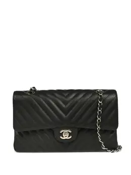 Chanel 2017 medium Classic Double Flap shoulder bag 29812356