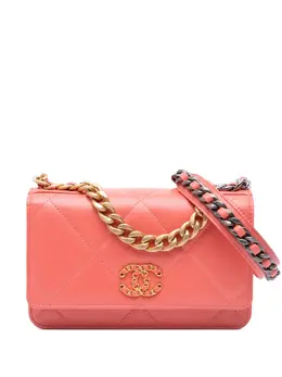 Chanel 2020 Quilted Lambskin 19 Wallet on Chain satchel 30132237