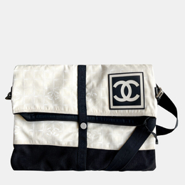 Chanel Vintage Canvas Messenger Bag 1143463