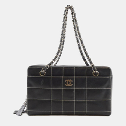 Chanel Black Lambskin Square Stitched Shoulder Bag 1153716