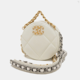 Chanel White Calfskin 19 Round Chain Shoulder Bag 1153696