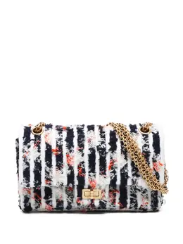 Chanel 2019 tweed shoulder bag 30256876