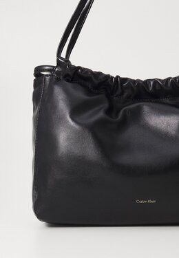 Сумка GATHERED SHOULDER BAG Calvin Klein, черный c1851h0md-q11 | black