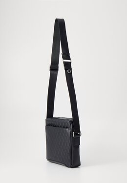 Сумка через плечо TORINO TOP ZIP CROSSBODY Guess, черный gu152h0nh-q11 | black