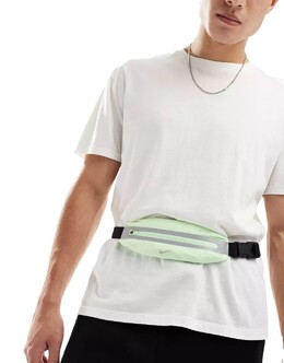 Зеленая сумка для бега Nike Slim 3.0 134242767 | grün/schwarz/silber