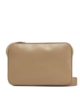 Сумочка Embossed Logo Camera Bag K60K612555 Calvin Klein, коричневый embossed logo camera bag k60k612555 | braun
