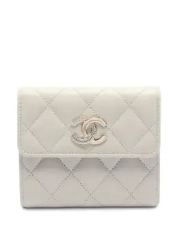 Chanel 2021 small Matelasse Flap wallet 30210638