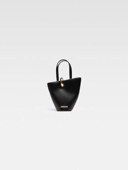 Асимметричная мини-сумка-ведро Jacquemus The small Bambola, черный 243ba389-3173-990 | black