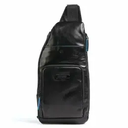 Рюкзак слинг Piquadro, черный 4303019362