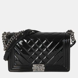 Chanel Black Patent Chevron Old Medium Boy Bag 1164391