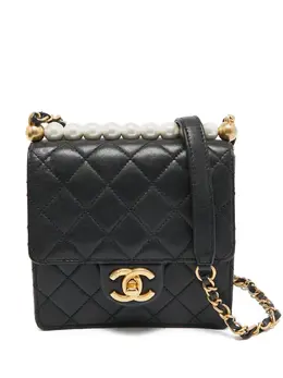 Chanel Pearl Flap leather cross body bag 30321584