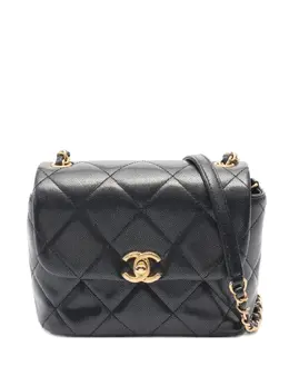 Chanel 2021s quilted chain shoulder bag 30909635