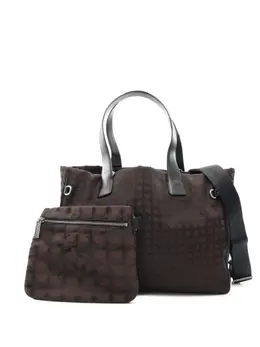 Chanel 2004-2005 New Travel Line tote bag 30910763