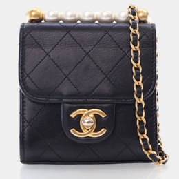 Chanel Chic Pearl Black Goatskin Clutch Bag 1169560