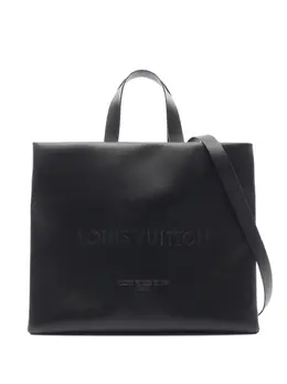Louis Vuitton 2021 logo-embossed tote bag 30967894