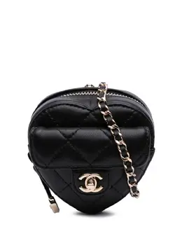 Chanel 2021 Lambskin CC in Love Heart Necklace Bag crossbody bag 31027394