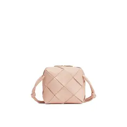 Bottega Veneta Mini Cassette Camera Bag bo-8770090008788