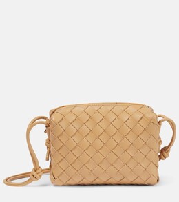 Мини-сумка через плечо из кожи с петлей Bottega Veneta, коричневый p00808926 | brown