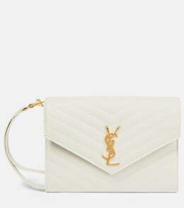 Кожаный клатч Cassandre Small с матовой отделкой Saint Laurent, бежевый p00804403 | beige