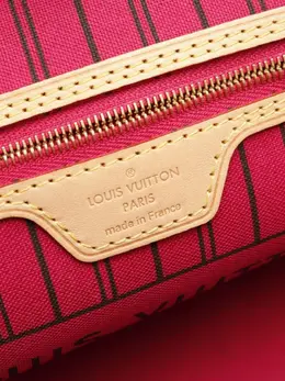 Louis Vuitton 2019 Neverfull PM tote bag 31032103