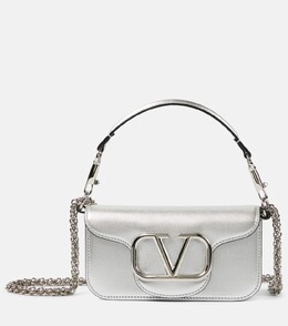 Маленькая сумка через плечо locò из металлизированной кожи Valentino Garavani, серебро p00899581 | silver
