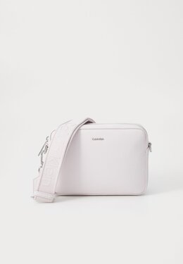 Сумка через плечо MUST SMALL CAMERA BAG - Across body bag Calvin Klein, светло-розовый 6ca51h1fk-j11 | orchid ice