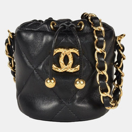 Chanel Black Lambskin Chain Pouch Shoulder Bag 1181082