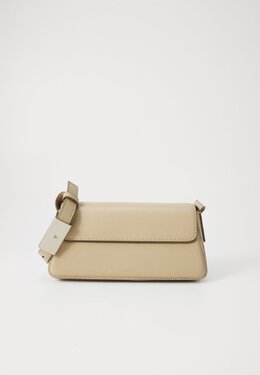 Сумка ALICE SMALL FLAP BAG Calvin Klein, бежевый c1851h0n2-b11 | crockery