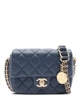 Chanel 2021 matelassé shoulder bag 31090904