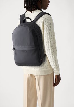Рюкзак DOME BACKPACK Tommy Hilfiger, черный to152h0ov-q11 | black