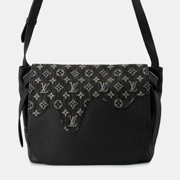 Louis Vuitton Busus Tokyo Noir Monogram Denim Taurillon Leather Shoulder Bag 1179766