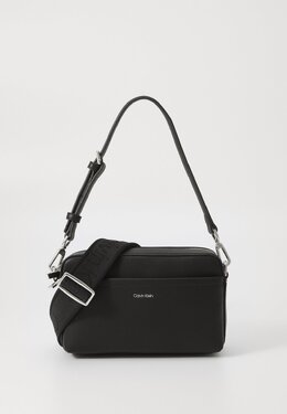 Сумка STRPS Calvin Klein, черный 6ca51h1ff-q11 | black