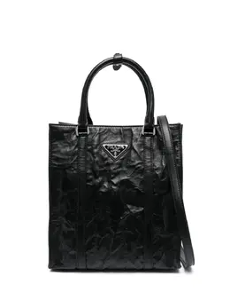 Сумка-тоут с жатым эффектом и логотипом Prada, черный 20110649 | черный