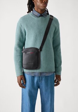 Сумка через плечо CENTRAL MINI REPORTER - Across body bag Tommy Hilfiger, черный to152h0on-q11 | black